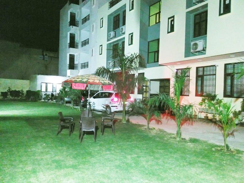 Hotel Olive & Blue - Govt Approved Hotel Near Delhi Airport New Delhi Buitenkant foto